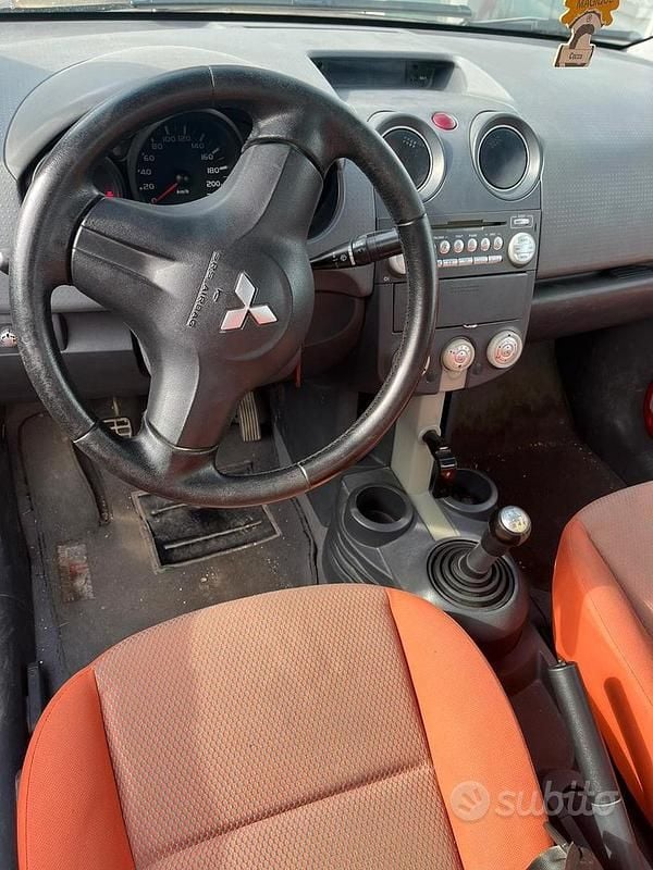 Usata Mitsubishi Colt 2008 Rosso Cabrio