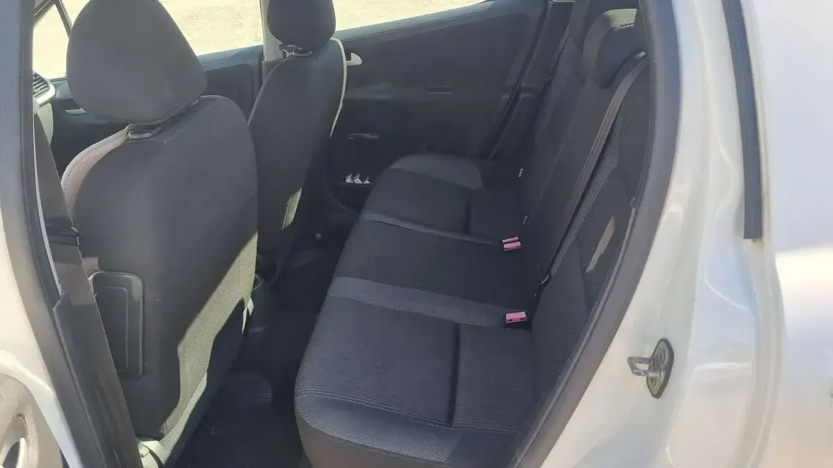 Usata Peugeot 207 73 CV (53 kW) 2013 Bianco Berlina