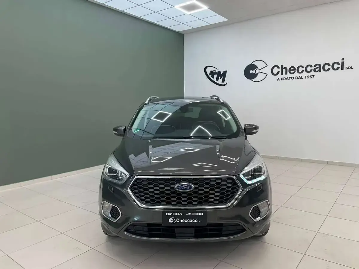 Usata Ford Kuga Vignale 150 CV (110 kW) 2019 Grigio SUV