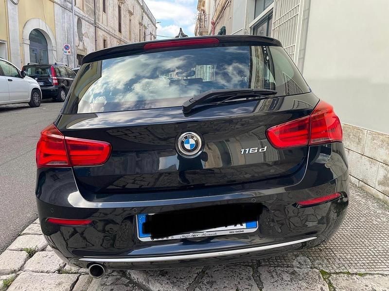 Usata BMW 116 115 CV (84 kW) 2018 Nero Utilitaria
