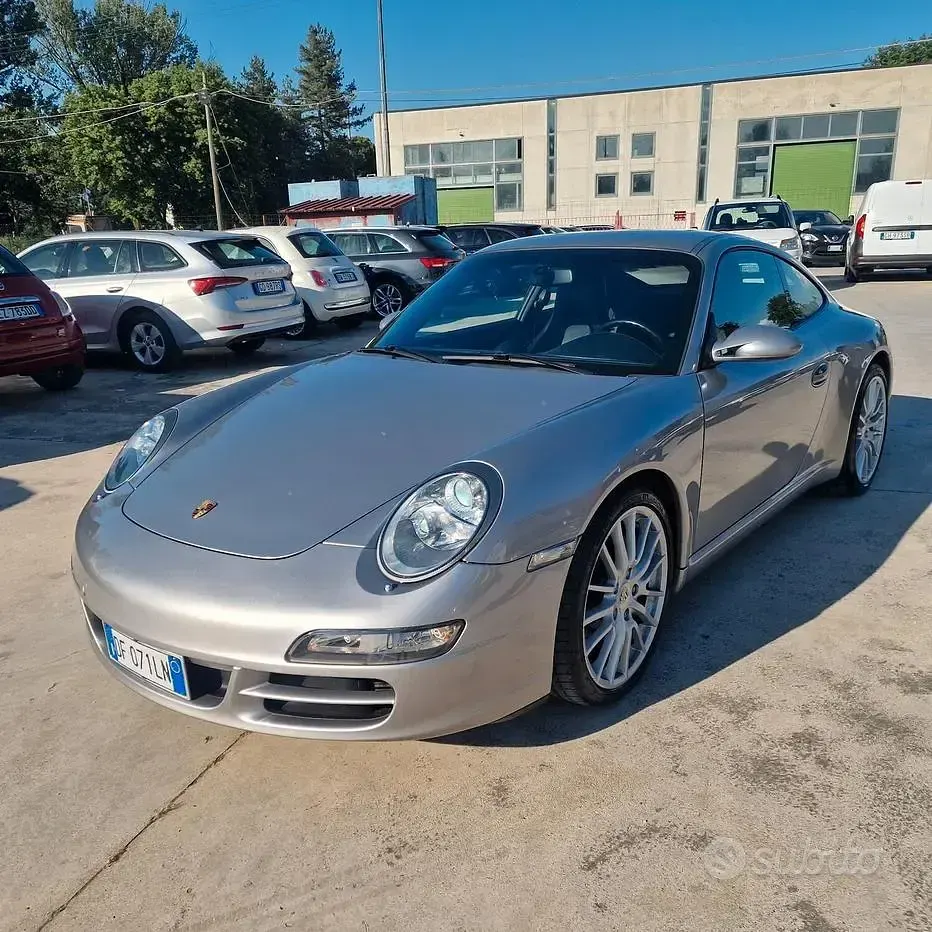 Usata Porsche 911 Carrera 325 CV (239 kW) 2007 Grigio Coupé