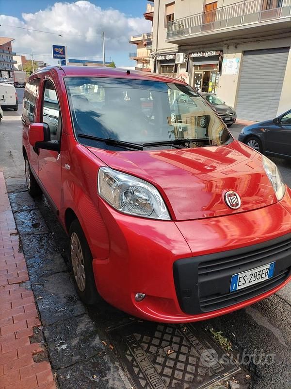 Usata 2013 Fiat Qubo Trekking Monovolume | 6500 € - Immagine 1/4