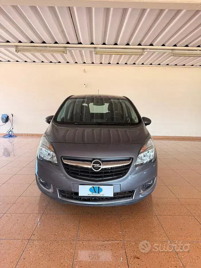 Usata Opel Meriva 95 CV (69 kW) 2016 Grigio Monovolume