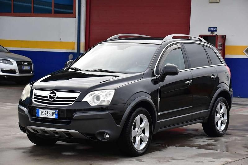 Usata Opel Antara 150 CV (110 kW) 2008 Nero SUV