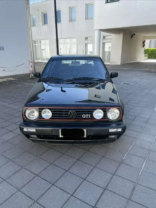 Usata VW Golf II GTI 110 CV (80 kW) 1990 Nero Utilitaria