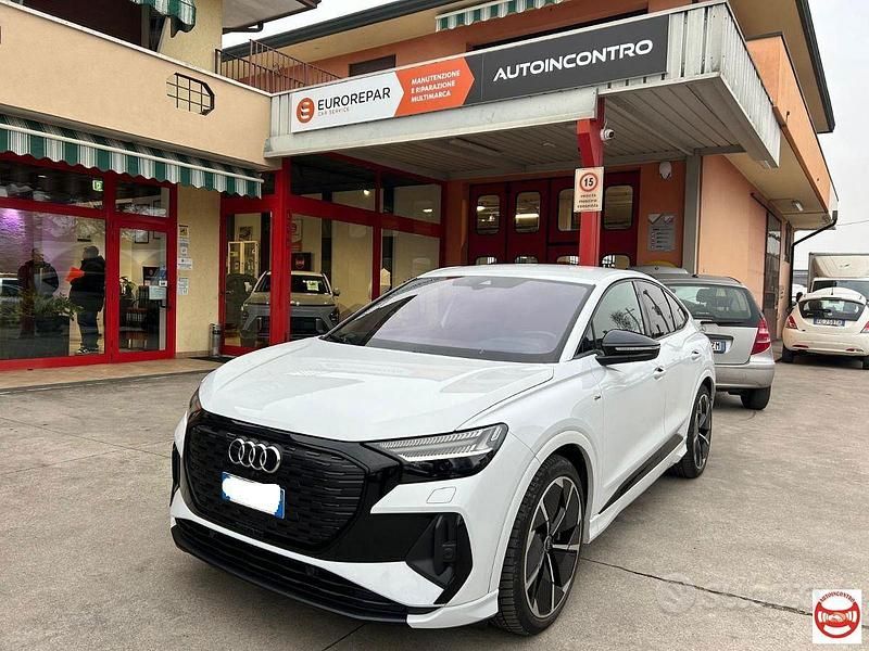 Usata Audi Q4 e-tron S-Line 219 kW (299 CV) 2022 Bianco SUV
