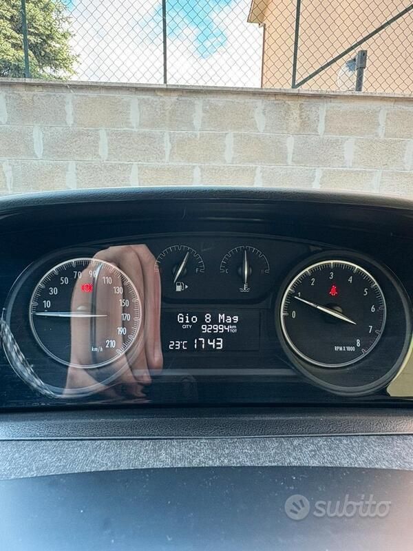 Usata Lancia Ypsilon 69 CV (50 kW) 2019 Rosso Utilitaria