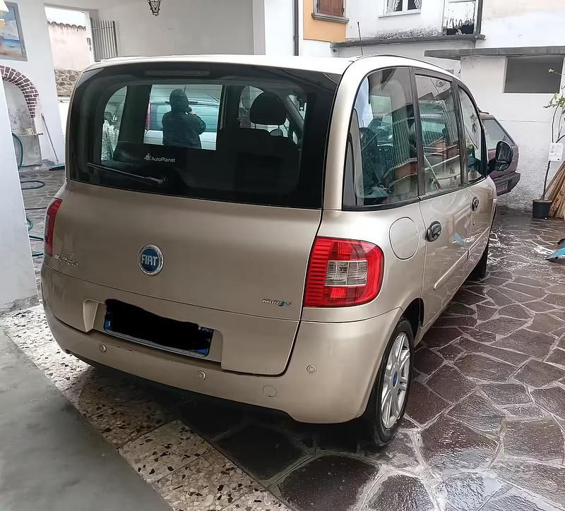 Usata Fiat Multipla 120 CV (88 kW) 2008 Monovolume
