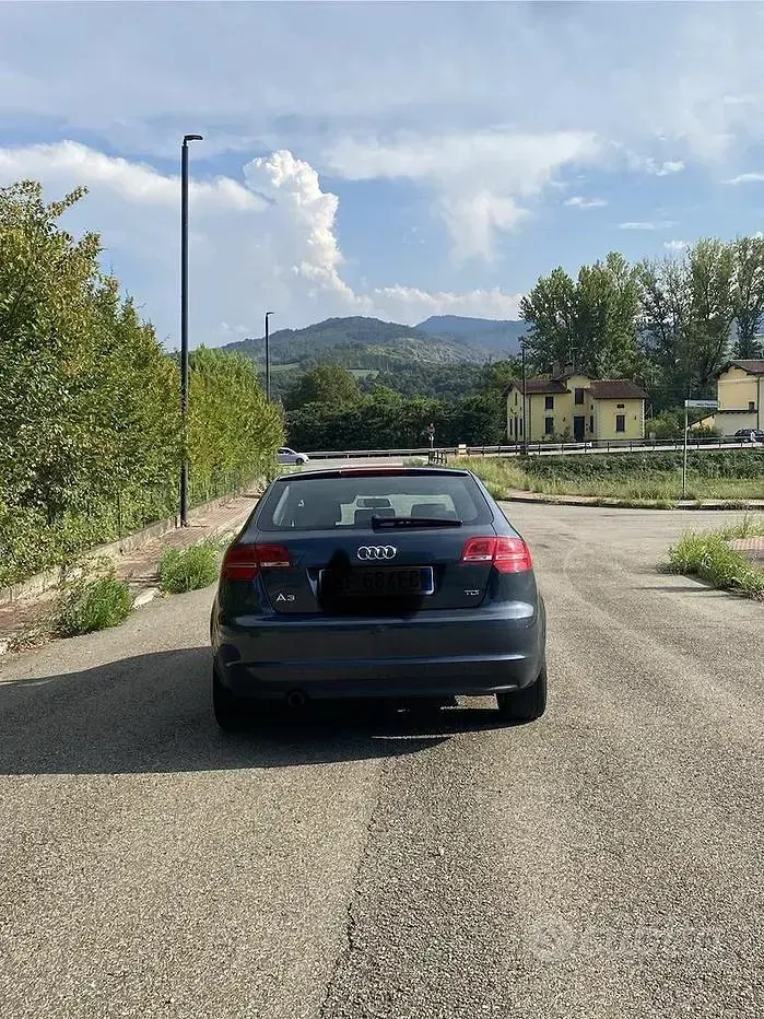 Usata Audi A3 90 CV (66 kW) 2011 Bluazzurro Utilitaria