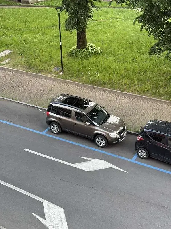 Usata Skoda Yeti Family 105 CV (77 kW) 2012 Marrone SUV