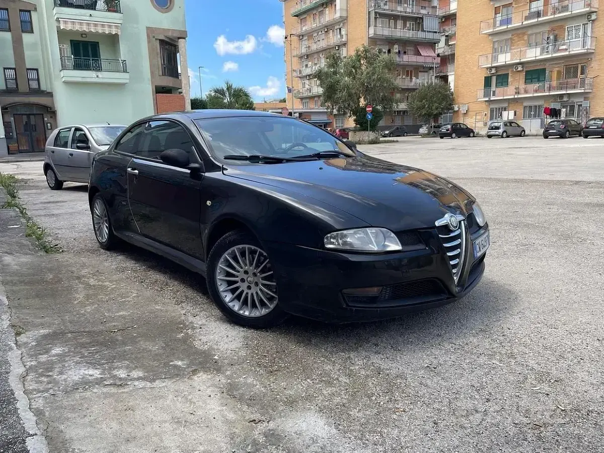 Usata Alfa Romeo GT 150 CV (110 kW) 2006 Nero Coupé