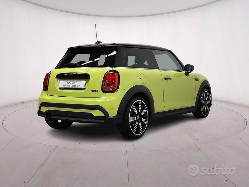 Usata Mini Cooper Classic 136 CV (100 kW) 2023 Giallo Utilitaria