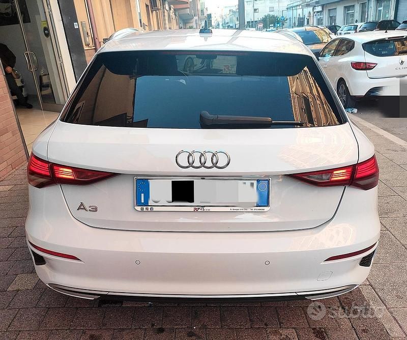 Usata Audi A3 Advanced 150 CV (110 kW) 2022 Grigio Berlina