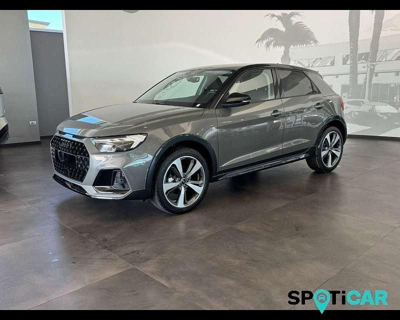 Nuova Audi A1 116 CV (85 kW) 2026 Grigio Berlina