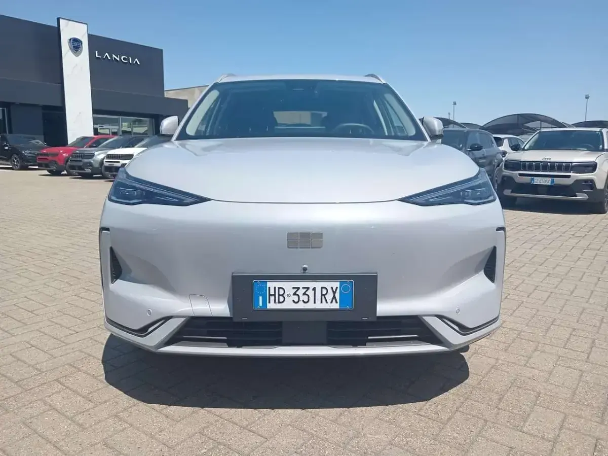 Usata Geely EX5 160 kW (218 CV) 2025 Argento SUV