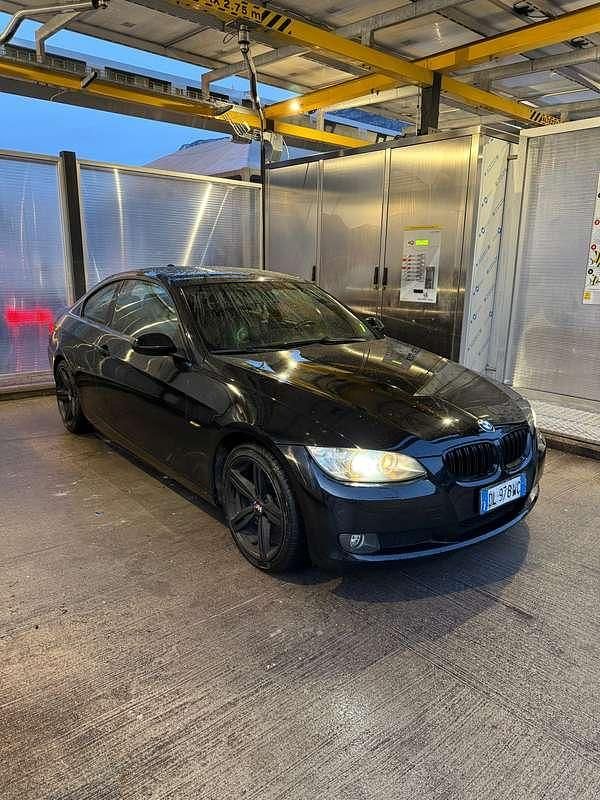 Usata BMW 320 177 CV (130 kW) 2007 Coupé