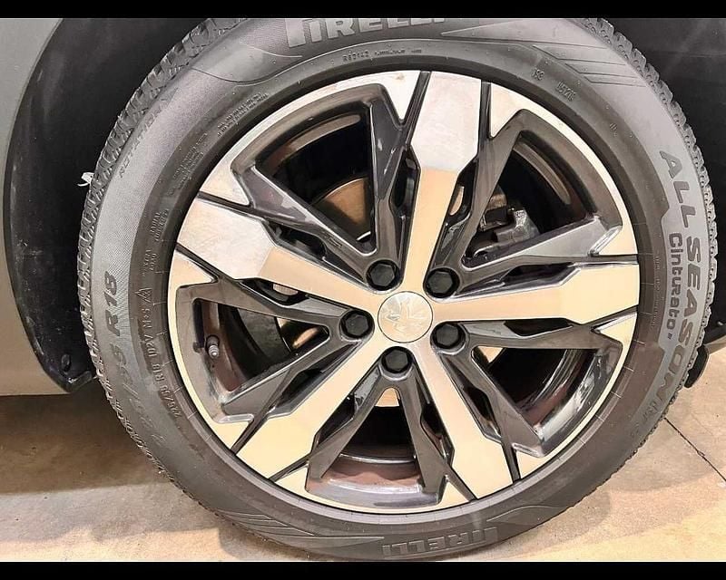 Usata Peugeot 5008 GT-line 120 CV (88 kW) 2018 Bianco SUV