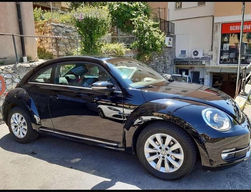 Usata VW Beetle Design 105 CV (77 kW) 2012 Utilitaria