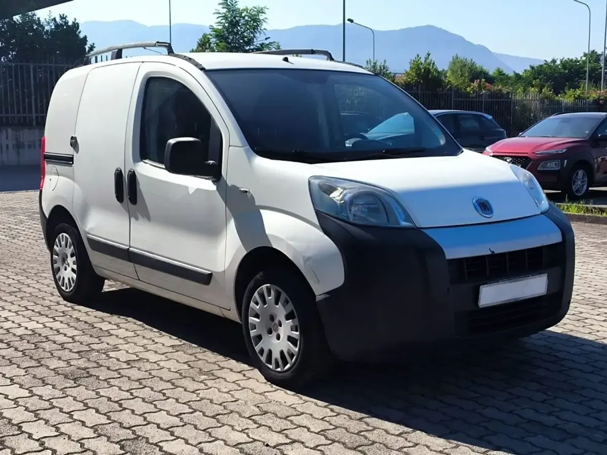 Usata Fiat Fiorino 77 CV (56 kW) 2010 Bianco Monovolume