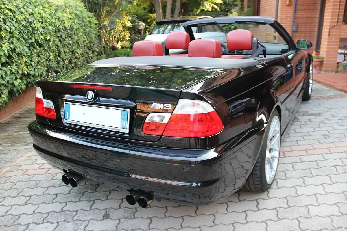 Usata BMW M3 Efficient Dynamics 343 CV (252 kW) 2002 Nero Cabrio