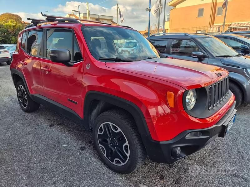 Usata Jeep Renegade Trailhawk 170 CV (125 kW) 2016 Rosso SUV