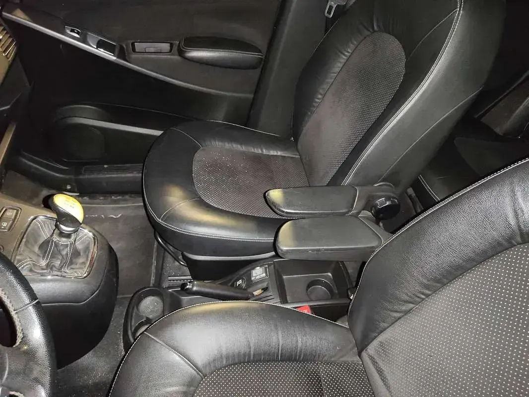 Usata Lancia Musa Platinum 120 CV (88 kW) 2011 Nero Monovolume