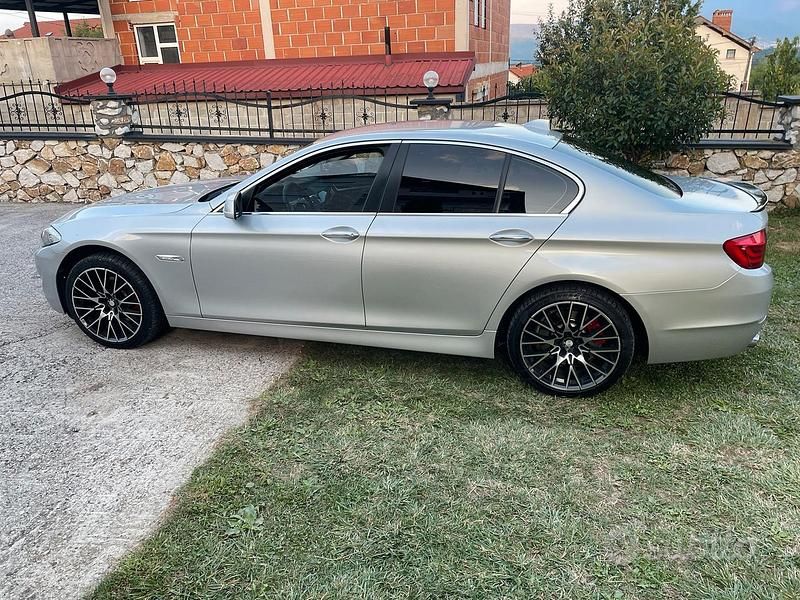 Usata BMW 520 184 CV (135 kW) 2011 Grigio Berlina