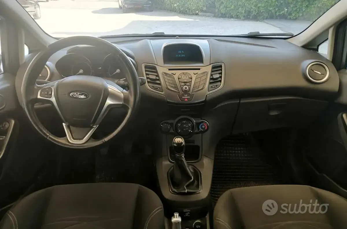 Usata Ford Fiesta S 60 CV (44 kW) 2016 Grigio Utilitaria