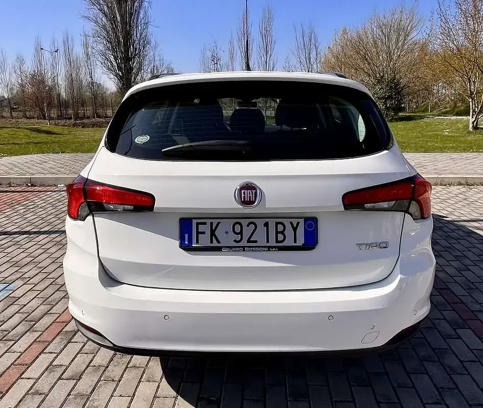 Usata Fiat Tipo Lounge 120 CV (88 kW) 2017 Bianco Station wagon