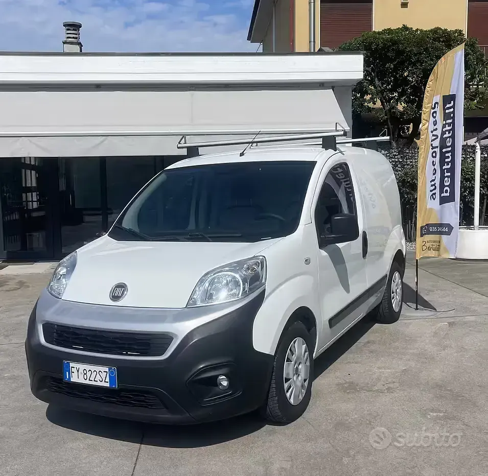 Usata Fiat Fiorino 77 CV (56 kW) 2019 Bianco Monovolume