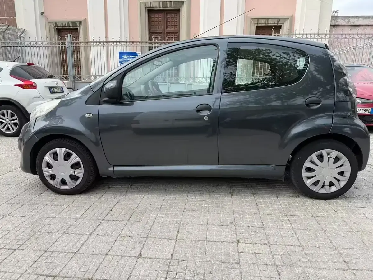 Usata Citroën C1 68 CV (50 kW) 2011 Grigio Utilitaria