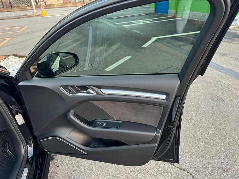 Usata Audi RS3 400 CV (294 kW) 2019 Nero Berlina