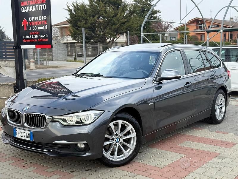 Usata BMW 320 Luxury Line 190 CV (139 kW) 2017 Grigio Station wagon