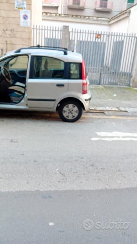 Usata Fiat Panda 70 CV (51 kW) 2006 Grigio Utilitaria