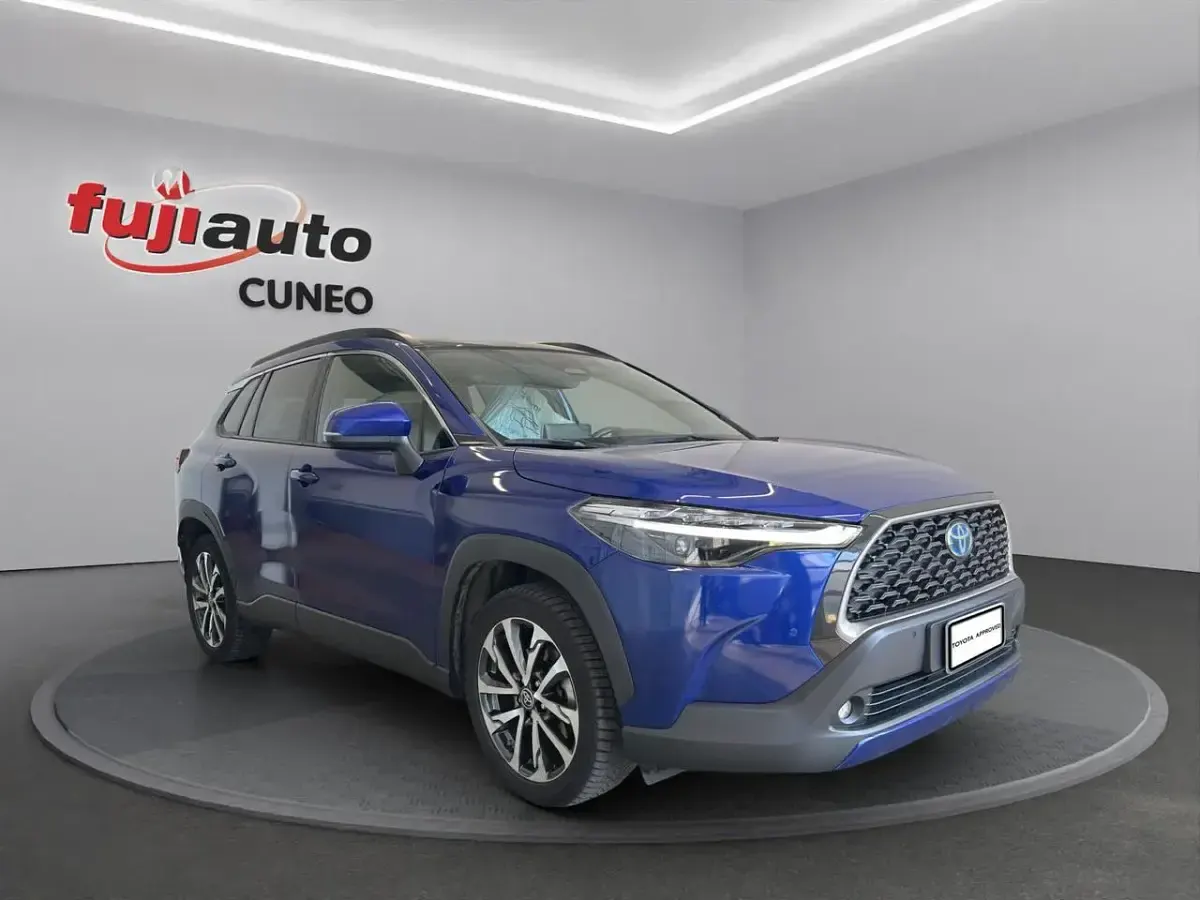 Usata Toyota Corolla Cross Lounge 199 CV (146 kW) 2023 Dark blue met SUV