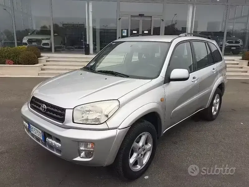Usata Toyota RAV4 2002 Grigio SUV