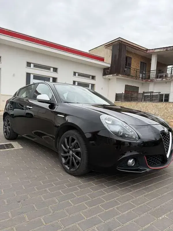 Usata Alfa Romeo Giulietta Super 120 CV (88 kW) 2016 Utilitaria