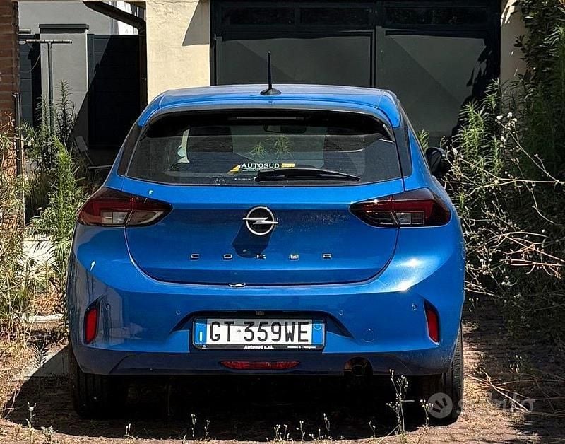 Usata Opel Corsa 75 CV (55 kW) 2024 Blu Berlina