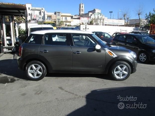 Usata Mini Cooper Countryman 111 CV (81 kW) 2011 Verde SUV