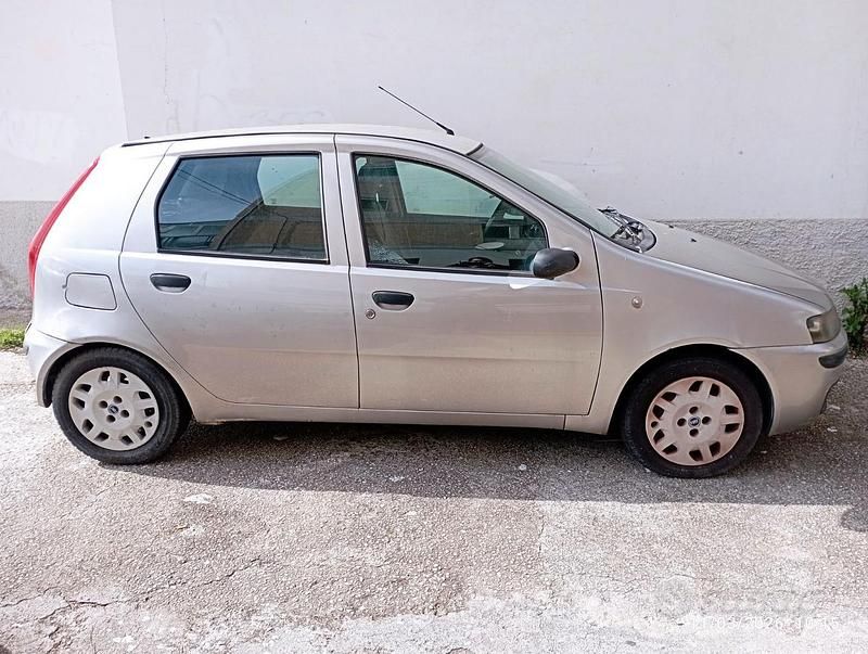 Usata Fiat Punto 2006 Grigio Utilitaria
