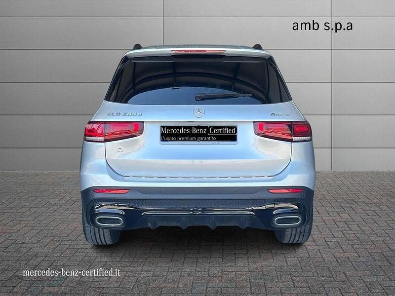 Usata Mercedes GLB200 Premium 150 CV (110 kW) 2022 Argento SUV