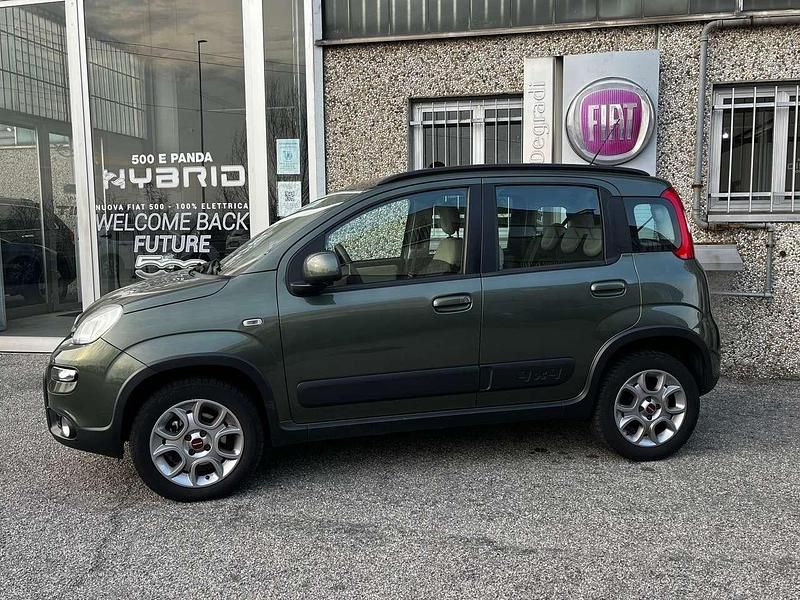 Usata Fiat Panda 4x4 S 86 CV (63 kW) 2014 Verde Utilitaria