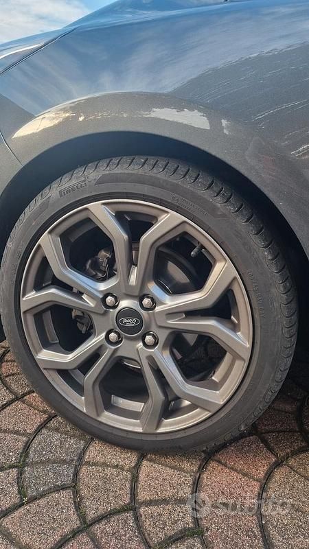 Usata Ford Fiesta ST-Line 86 CV (63 kW) 2020 Grigio Utilitaria