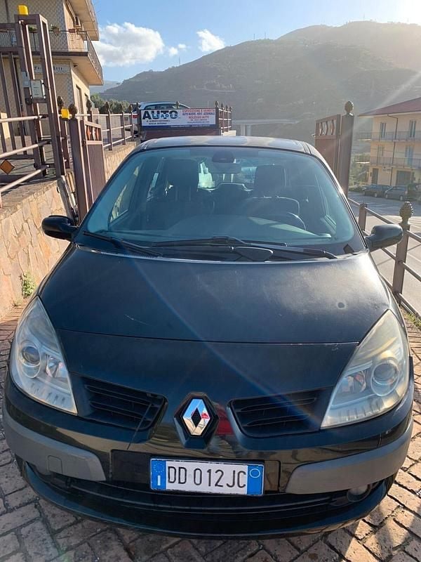 Usata Renault Mégane II 106 CV (77 kW) 2006 Nero Furgone