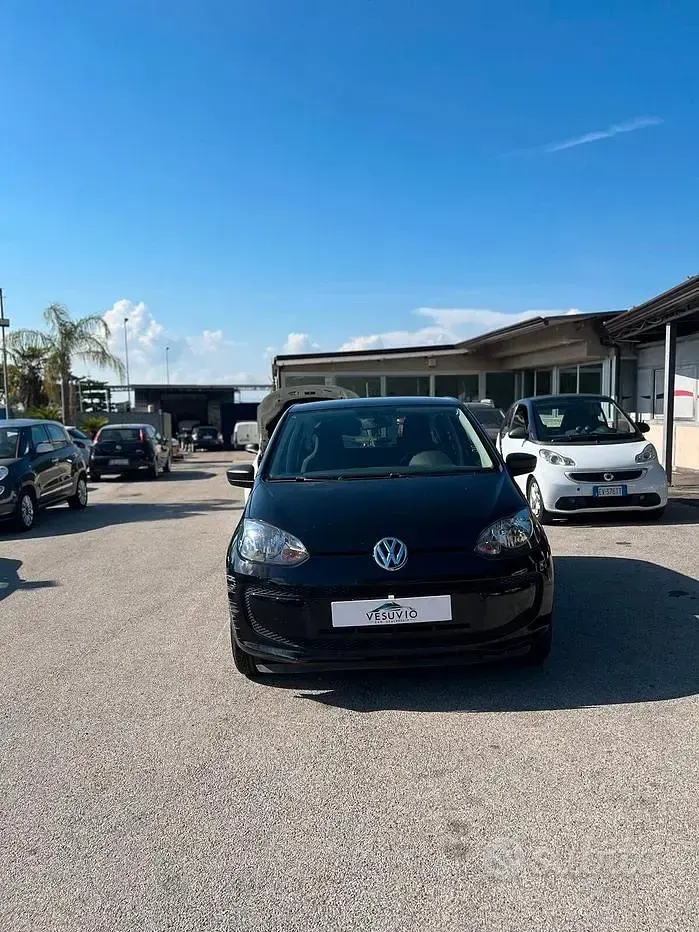 Usata VW up! 60 CV (44 kW) 2016 Nero Utilitaria