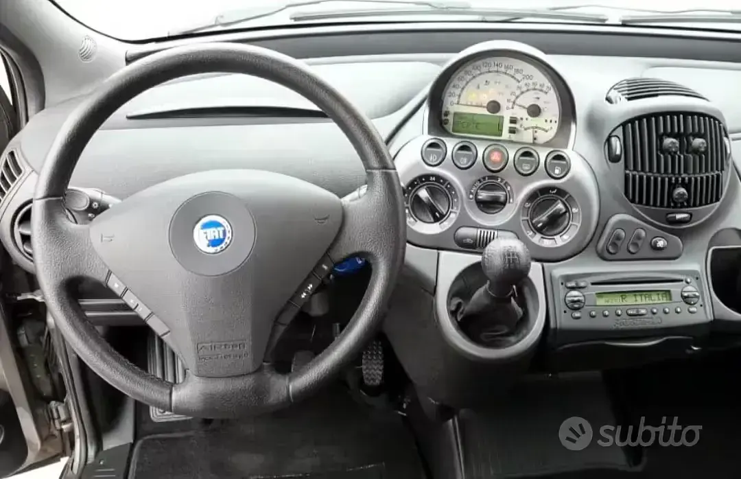 Usata Fiat Multipla 103 CV (75 kW) 2010 Marrone Monovolume