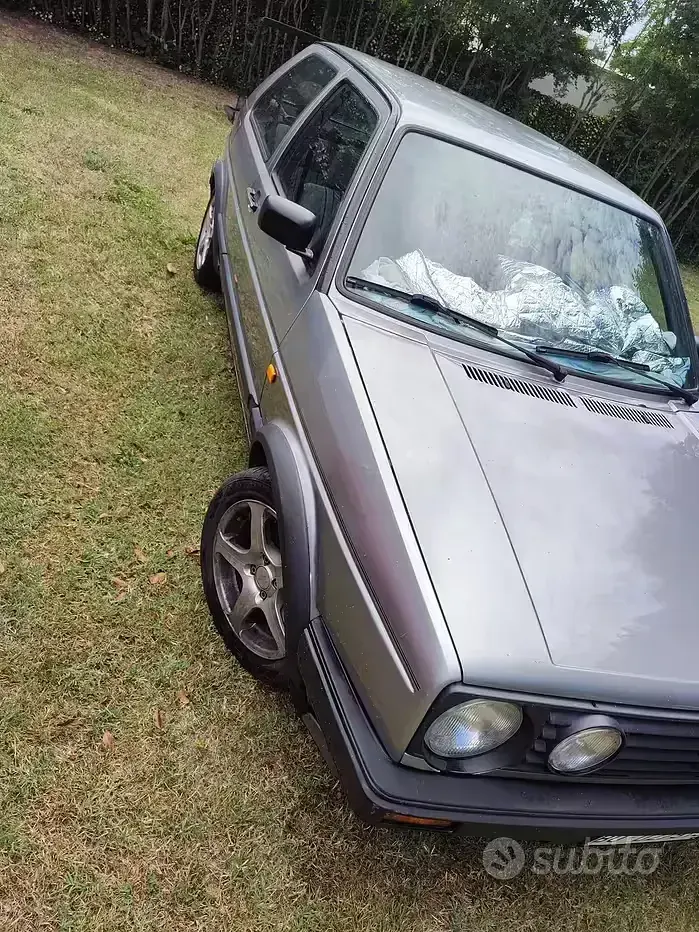 Usata VW Golf II 73 CV (53 kW) 1988 Grigio Utilitaria