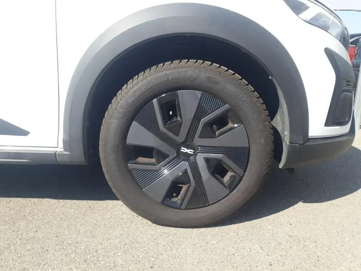 Usata Dacia Sandero Expression 101 CV (74 kW) 2025 Bianco Utilitaria