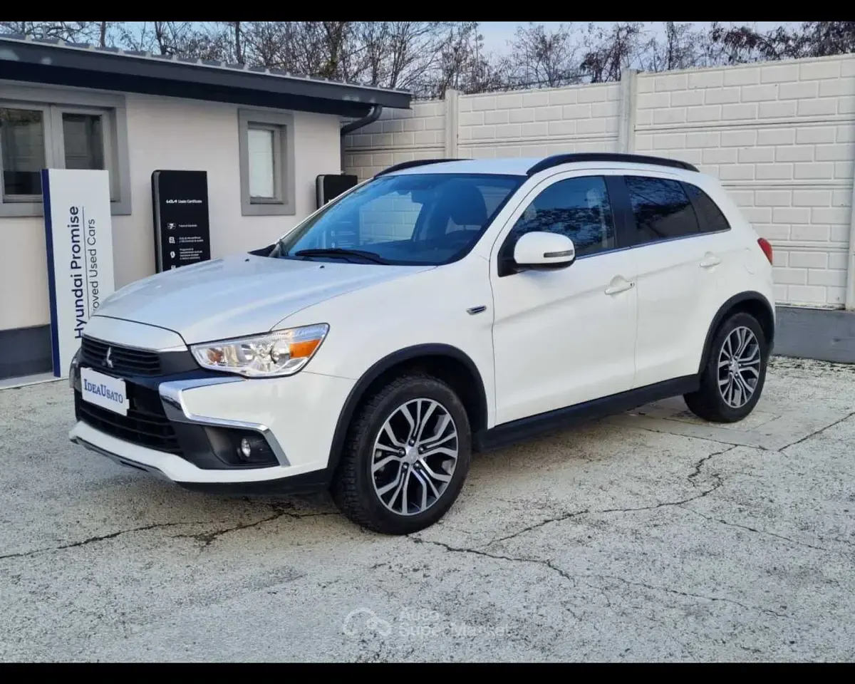 Usata Mitsubishi ASX Intense 150 CV (110 kW) 2018 Bianco SUV