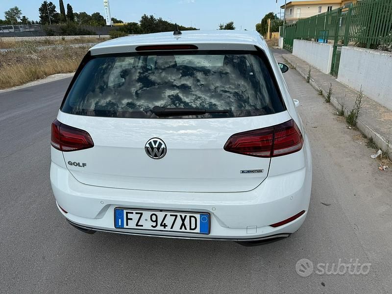 Usata VW Golf VIII 130 CV (95 kW) 2020 Bianco Berlina